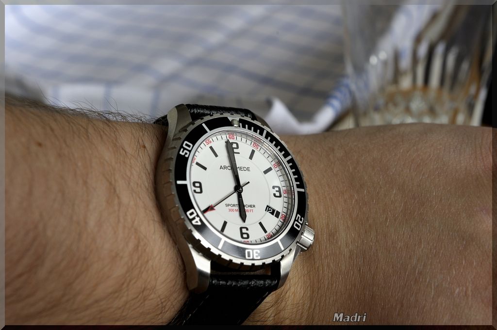 Visite combinée Archimede & Stowa - Page 2 Montres_22