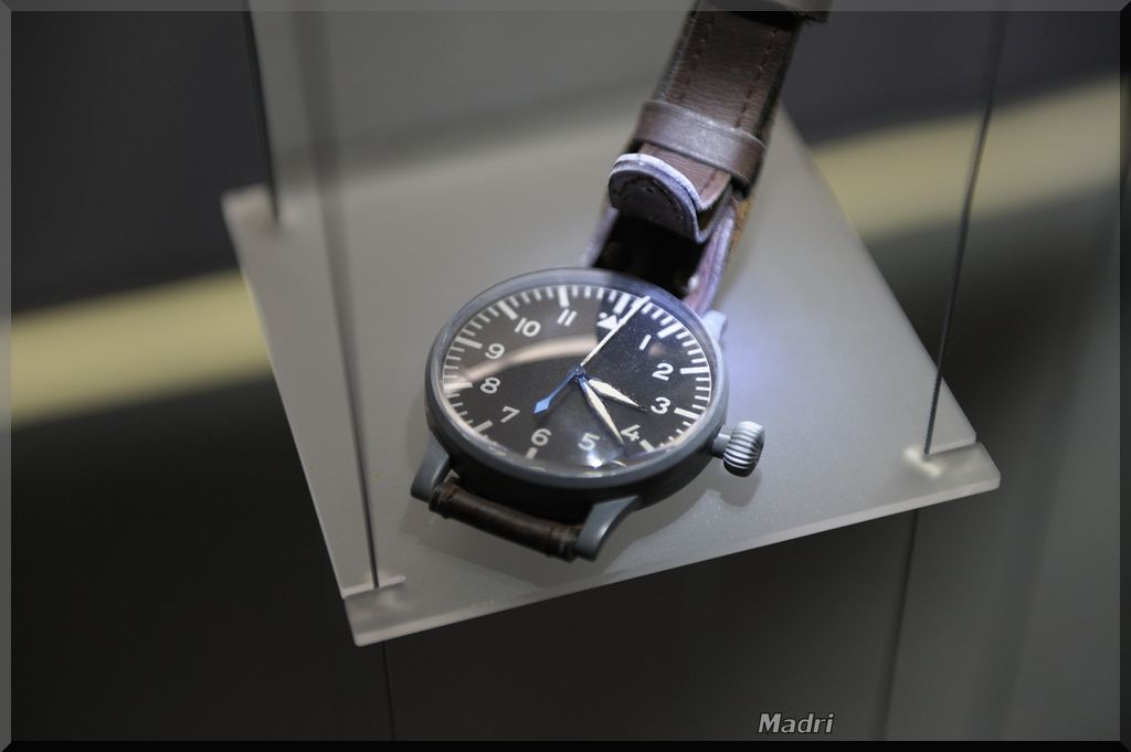 Visite combinée Archimede & Stowa - Page 2 Montres_76